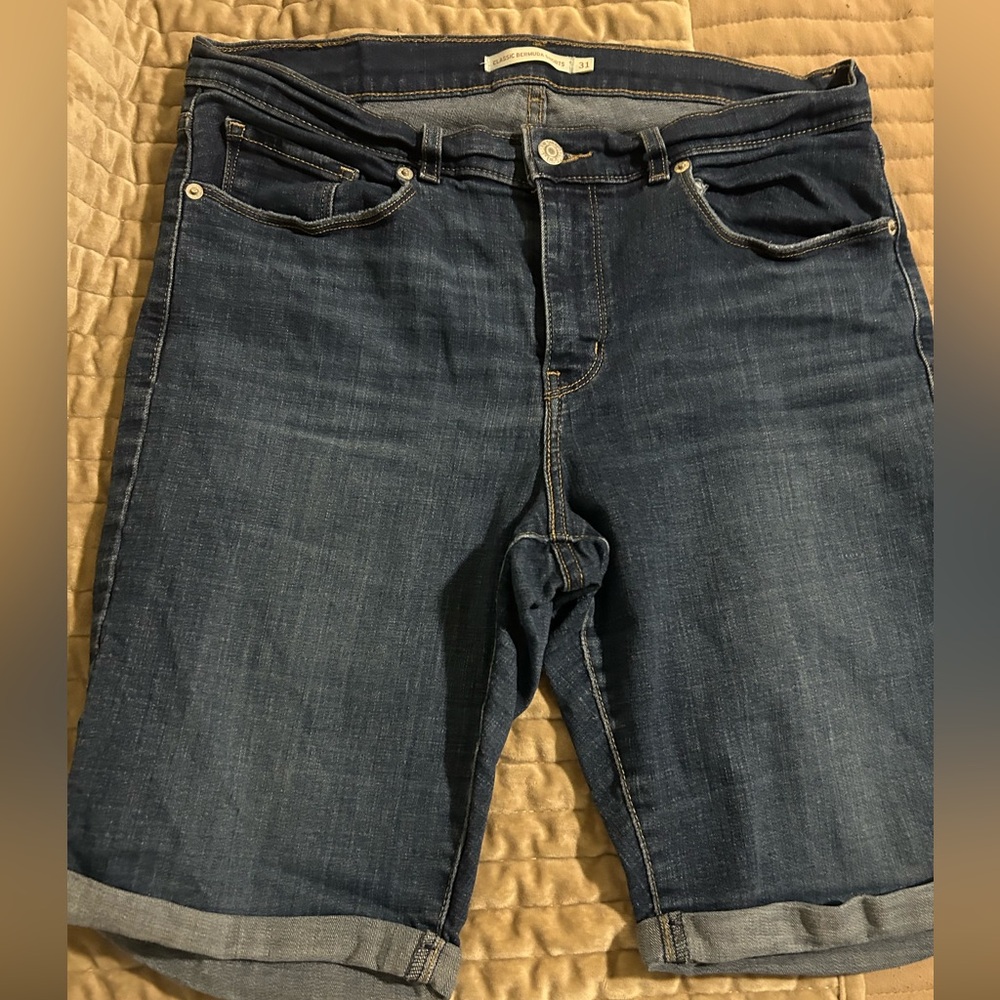 Levi's Classic Denim Bermuda Shorts Size 31